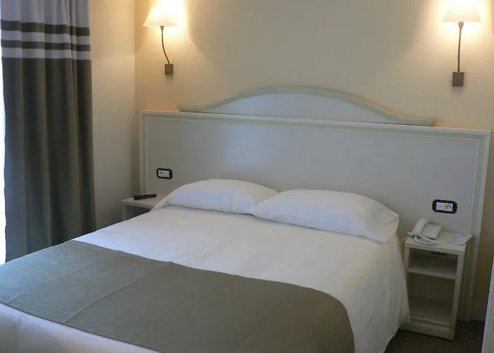 Vauban 3* بريست